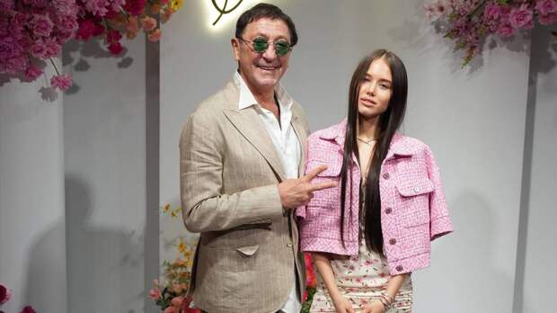 Четверо детей, но не от него: что ждет пару Григория Лепса и Авроры Кибы