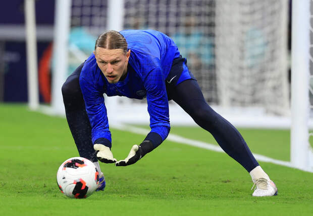 Тренер ПСЖ оценил соответствие Сафонова стилю игры клуба