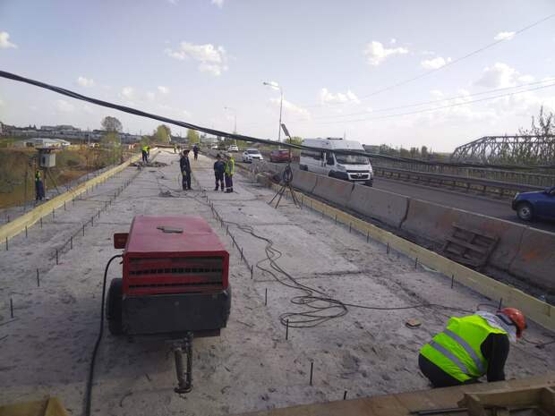 Губернатор Новосибирской области поручил усилить контроль за ремонтом дорог