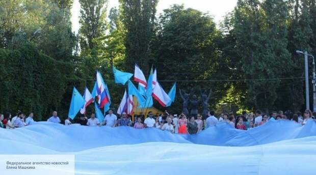 В Крыму резко ответили на позорный фотоподлог посольства Украины о крымских татарах
