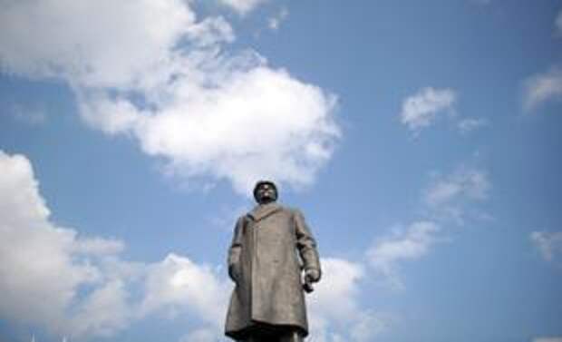 «Свободная пресса»: Фигура Ленина снова становится символом борьбы за социальную справедливость