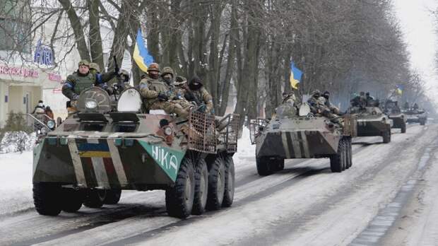 Киев подготовил документы о введении военного положения
