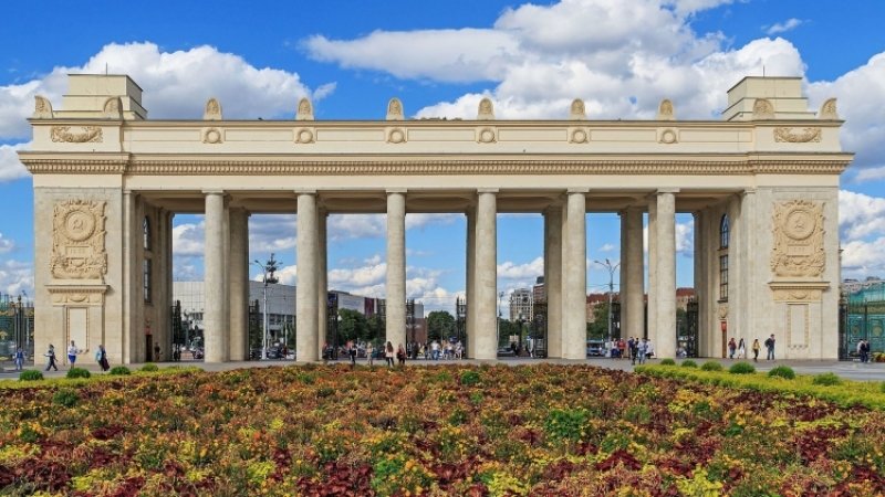 Молодежные фестивали на ВДНХ и в Парке Горького собрали около 120 тысяч москвичей парк Горького