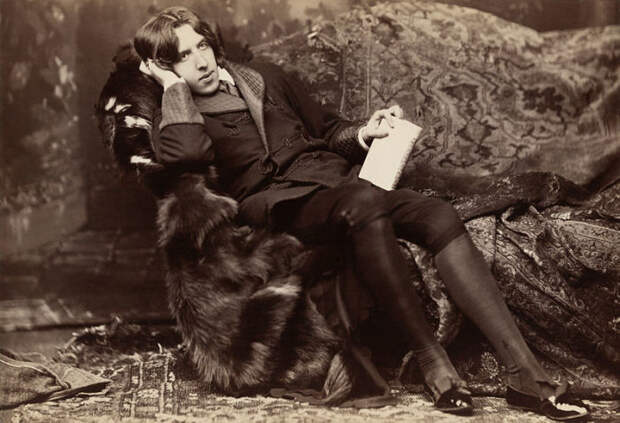Оскар Уайльд – британский драматург, эстет и модник конца XIX века. Фото 1882 года. | Фото: loc.gov.
