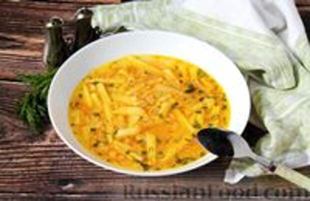 Фото к рецепту: Постный гороховый суп с корнем сельдерея