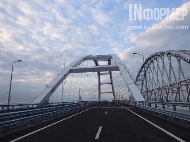 Эксклюзивные кадры запуска автомобильного движения на Крымском мосту