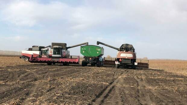 Техника Ростсельмаш / Фото предоставлены пресс-службой ООО