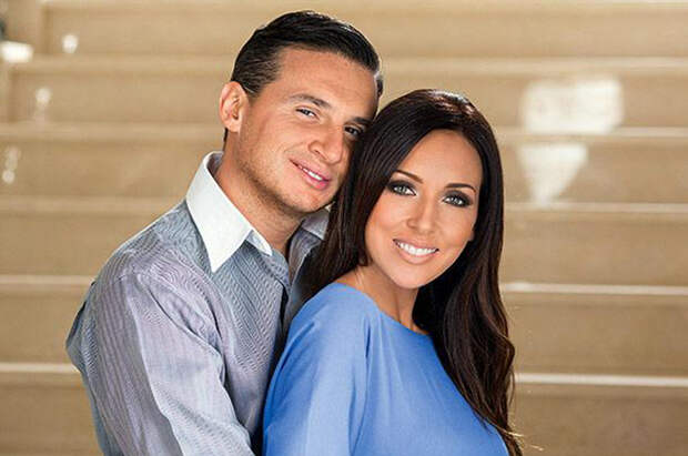 Алсу показала редкое фото с мужем и тремя детьми