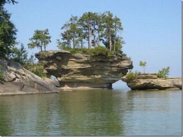 Остров Turnip Rock. Озеро Гурон