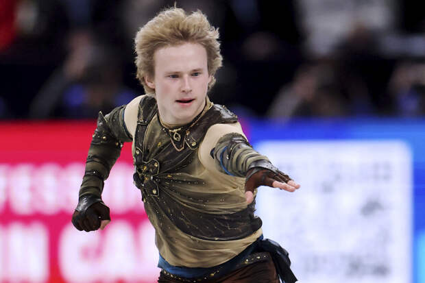 Американский фигурист Малинин выиграл короткой программу на чемпионате мира