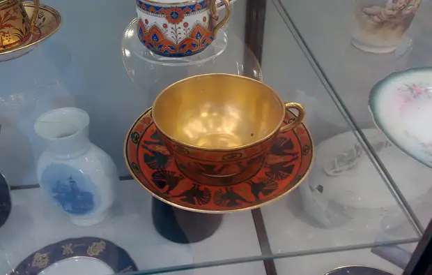 Чем знаменита на весь мир фарфоровая империя семьи Кузнецовых: Дулевский фарфор