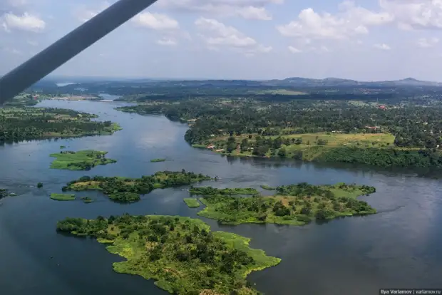 Уганда: деревни, колдуны и детские жертвоприношения Уганда: деревни, колдуны и детские жертвоприношения