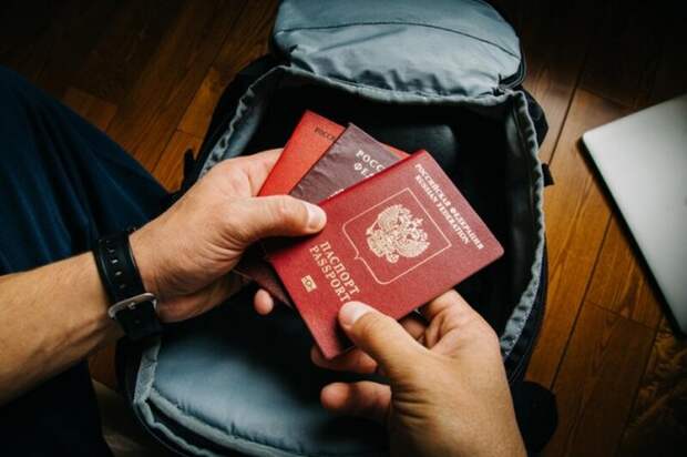 Не пора ли обратиться в МФЦ? Биометрические паспорта подорожают на 1000 рублей