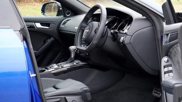 В период зимних путешествий россияне на 18% чаще стали арендовать автомобили – Авито