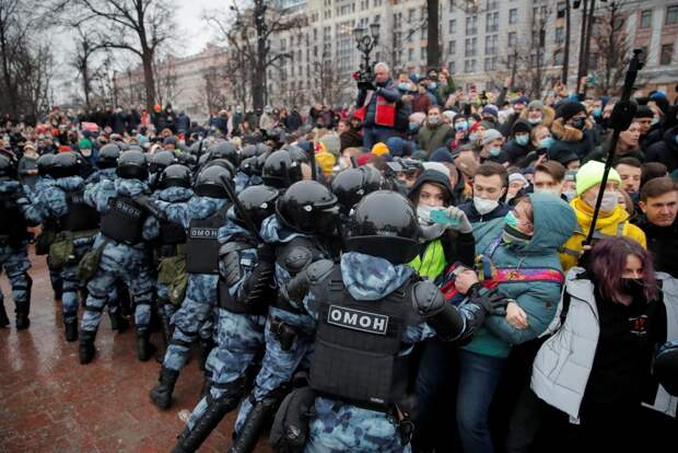 Майдан на экспорт: на Украине наблюдают за российскими протестами