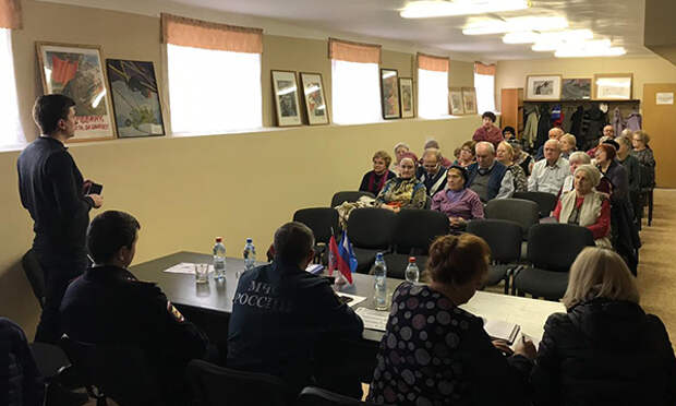 Единороссы Южнопортового района напомнили жителям района о мерах пожарной безопасности. Фото: er.ru