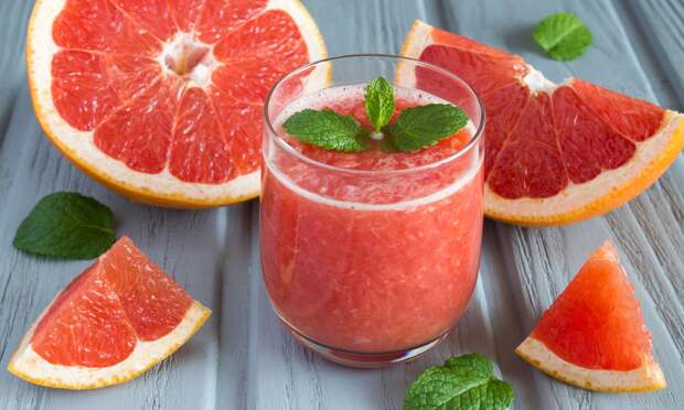 Только разрушите здоровье: в каких случаях нельзя есть грейпфрут