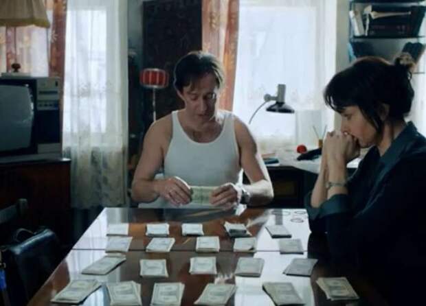 Вышли премьерные серии фильма "Неприличные деньги" с Константином Хабенским