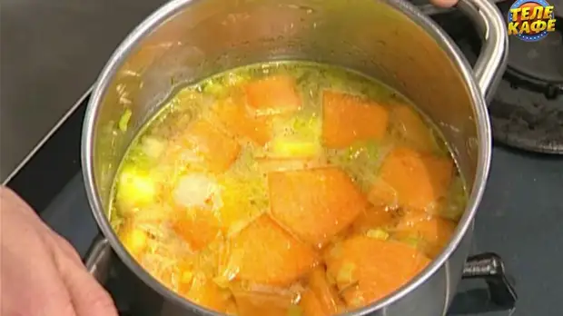 Крем-суп из тыквы и груши