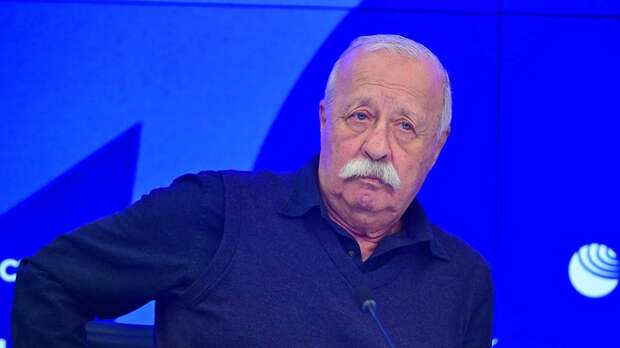 «Сын вырвал трубку из рук»: мошенники пытались обмануть Якубовича