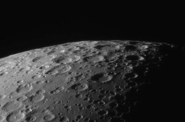 Члены экипажа Artemis II впервые увидели обратную сторону Луны