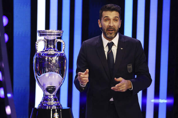 The Athletic: УЕФА может увеличить до 26 игроков заявки сборных на Евро-2024