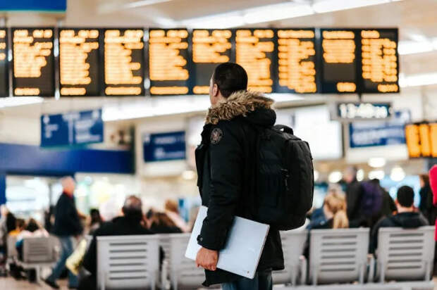 В приложении MAX появилась возможность забронировать отель