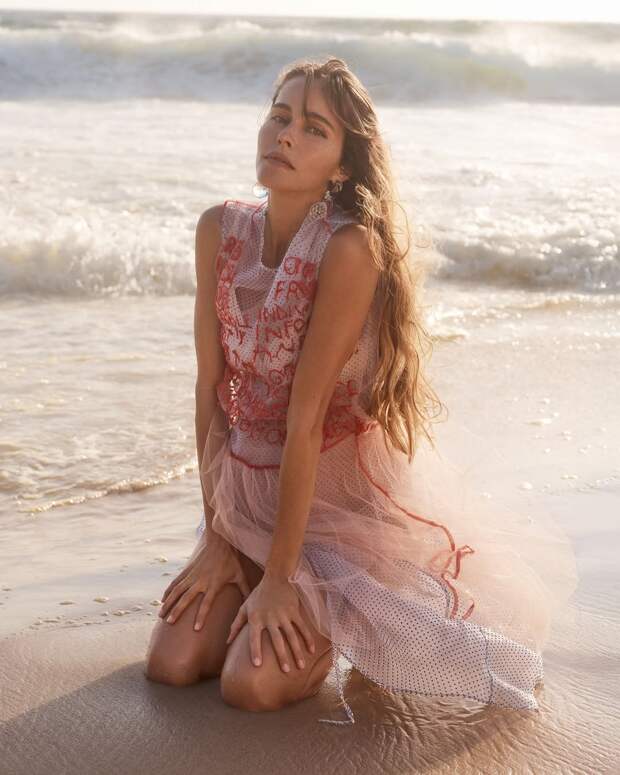 Изабель Лукас впервые стала мамой