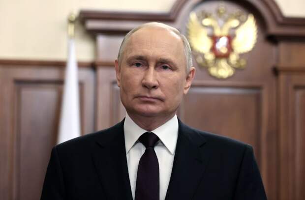 Песков указал на правоту Путина в том, что России нужно сосредоточиться на себе