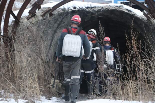 После ЧП на шахте в Кузбассе приостановили работы
