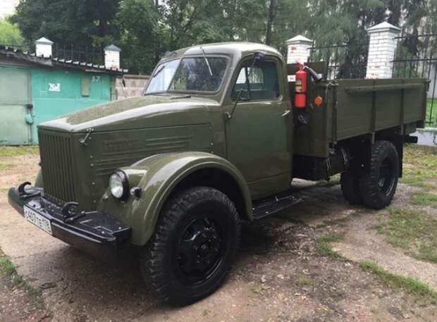 Сын выкупил и довел до ума старый армейский ГАЗ-51, чтобы исполнить мечту отца