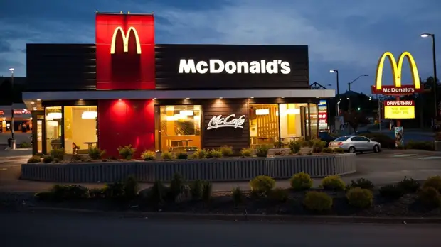Корпорации тоже плачут: MсDonald’s терпит убытки из-за санкций