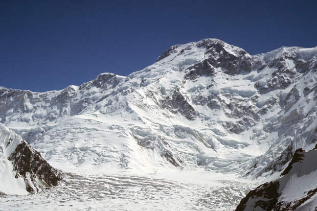 Раскрыты сроки эвакуации альпинистки Наговициной с пика Победы
