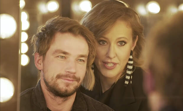 Александр Петров рассказал Ксении Собчак о гонорарах, стихах и о том, почему его так много