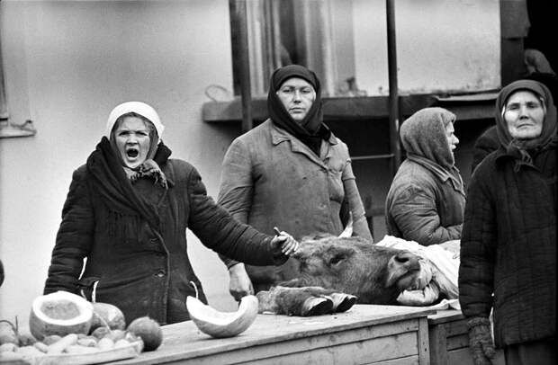 Портрет типичного советского человека.