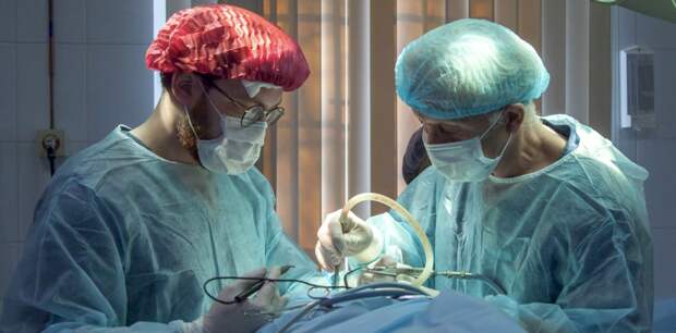 В Сибири у переболевшего «омикроном» учителя физкультуры нашли опухоль в голове