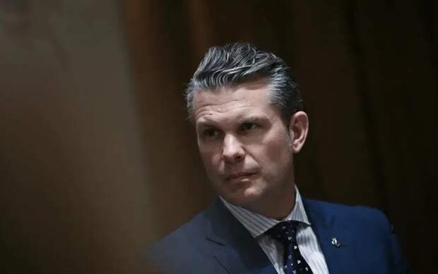 Хегсет: Ормузский пролив открыт, там просто Иран обстреливает суда