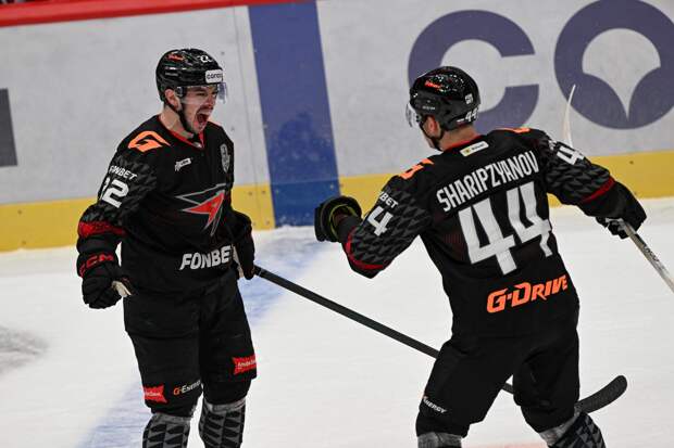 «Авангард» обыграл ЦСКА на своем льду и вышел в полуфинал Кубка Гагарина