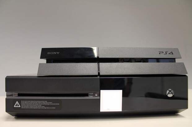 PlayStation 4 и Xbox One: Размеры
