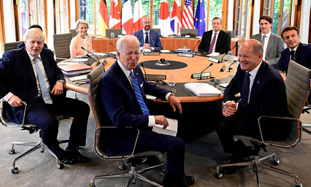 «Дефолт» России и «весь мир с Украиной». Разоблачаем итоги саммита G7