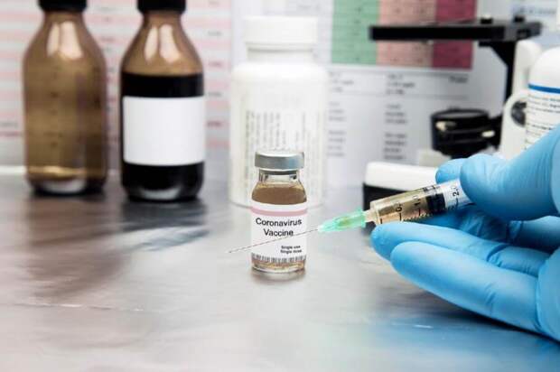 Вирусолог: вакцины от COVID-19 могут вызывать иммунитет лучше, чем само заболевание