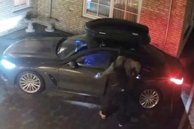 Мужчина угнал BMW с тремя детьми в Нидерландах и был задержан в Бельгии