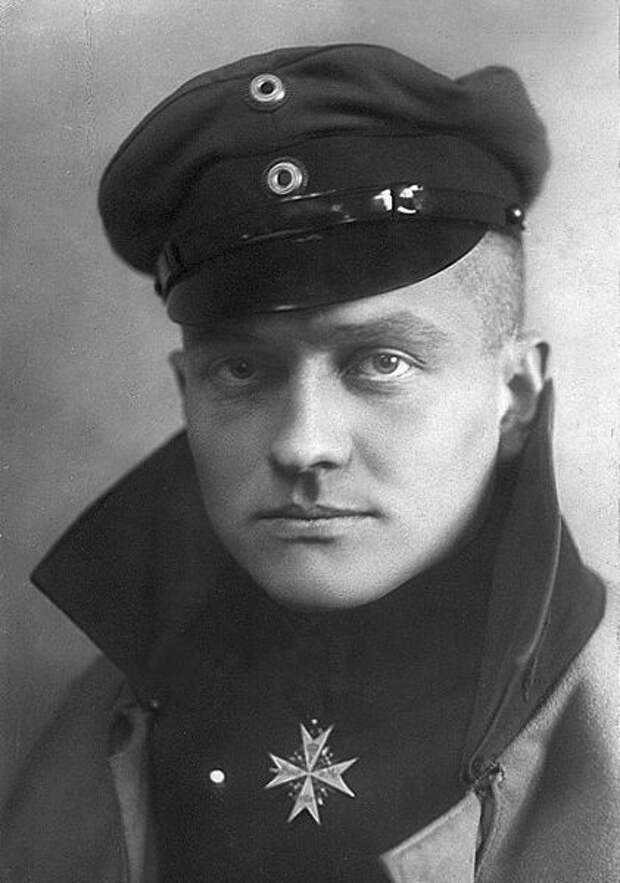 743664_421pxMvrredbaron (421x600, 38Kb)