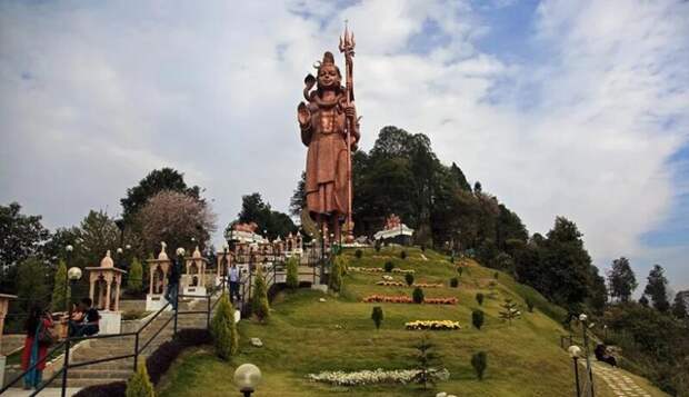 5 самых высоких статуй планеты