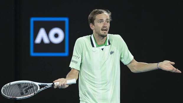 Зрители освистали Медведева после упоминания Джоковича на Australian Open