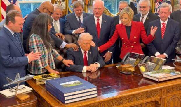 Глобальный шок: Трамп требует капитуляции, нефть улетает в космос, BlackRock не отдаёт деньги