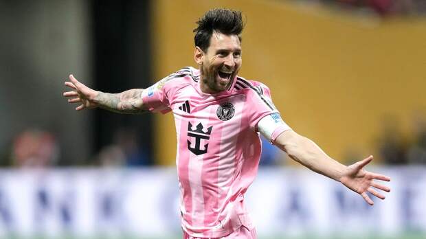 Владелец «Интер Майами» назвал годовую зарплату Лионеля Месси: «Каждый цент стоит того»