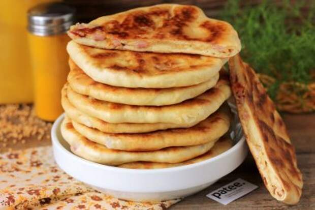 Лепёшки с ветчиной и сыром