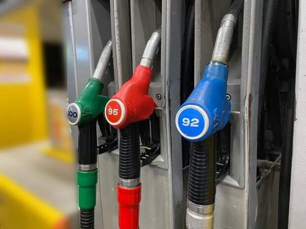 В Свердловской области за неделю подорожал бензин и дизель