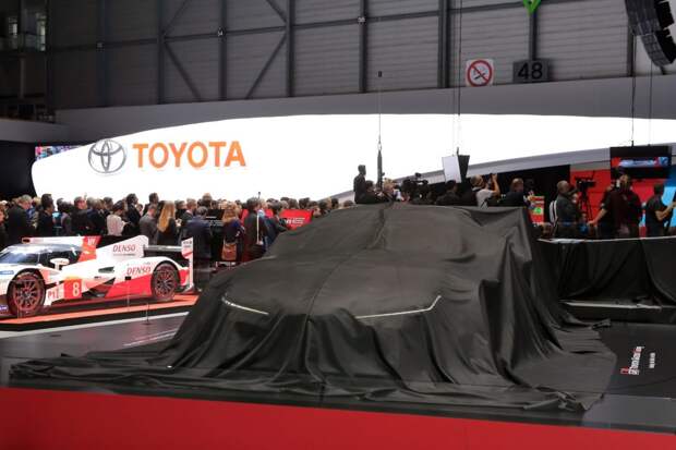 Концепт Toyota GR Supra Racing на женевском автосалоне-7